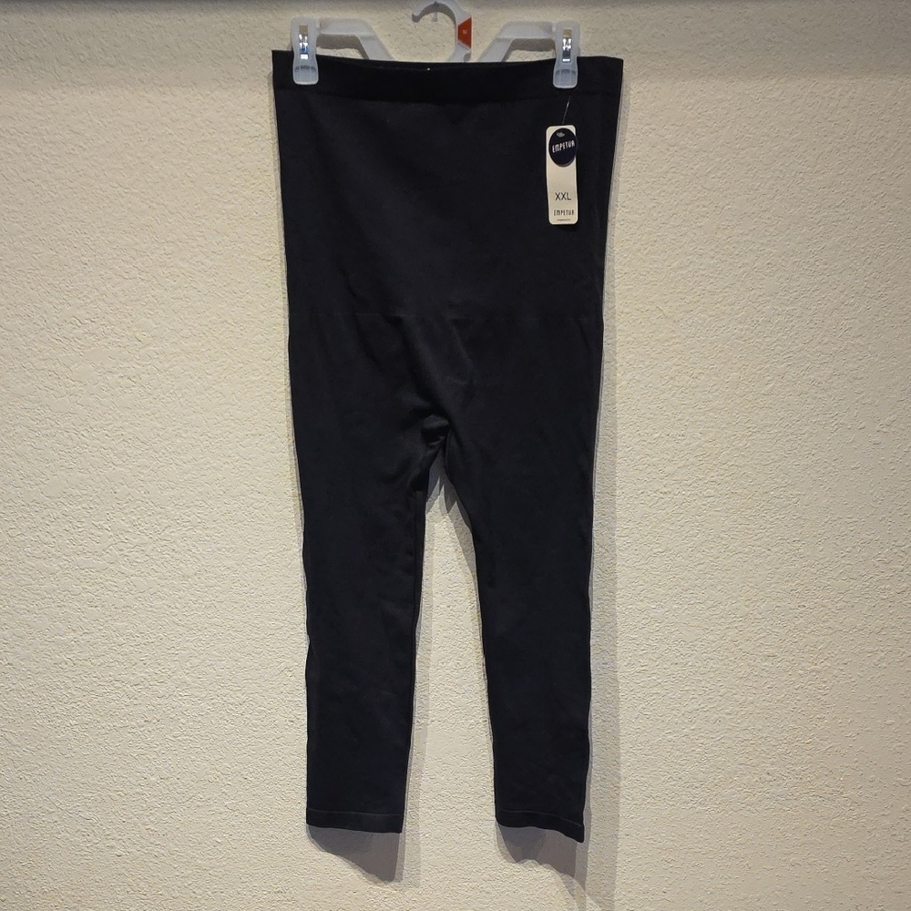 Empetua NWT High-Waisted Shaping Capri Leggings – Size 2XL